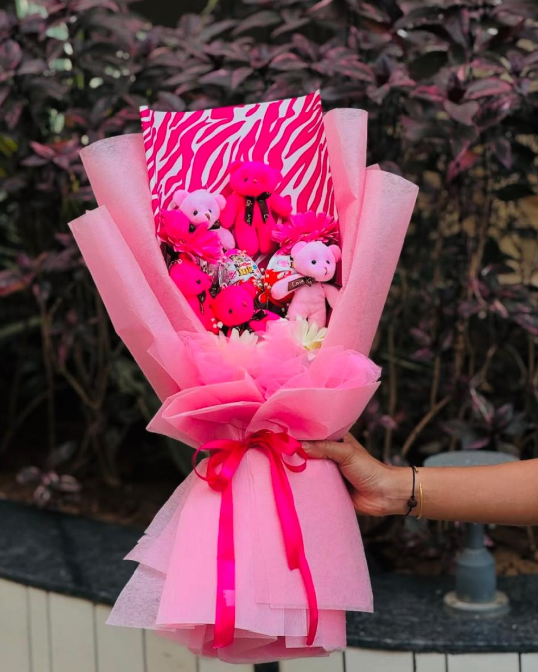 Lavanta Florals custom teddy bouquet with pink theme